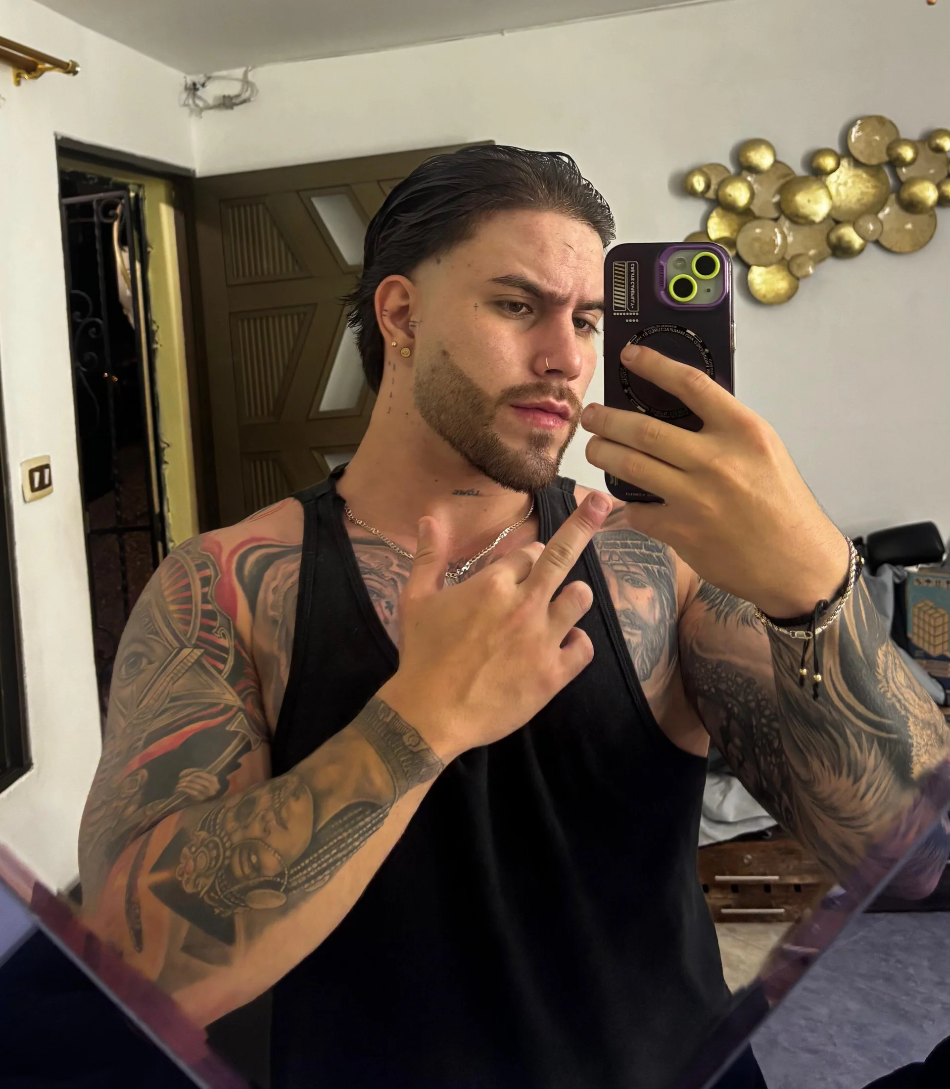 XXX Porn Photo of Nude Ades_Lowe 18