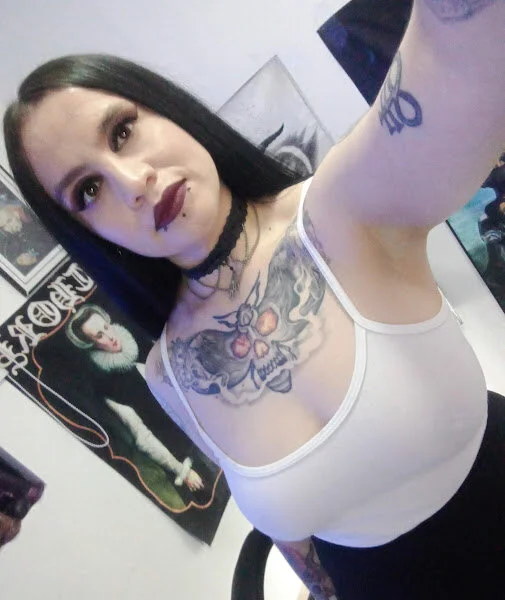 XXX Porn Photo of Nude Evil_Queen_666 4
