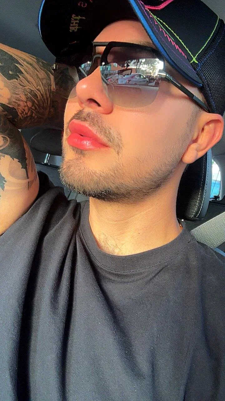 XXX Porn Photo of Nude julianmonttoya 2