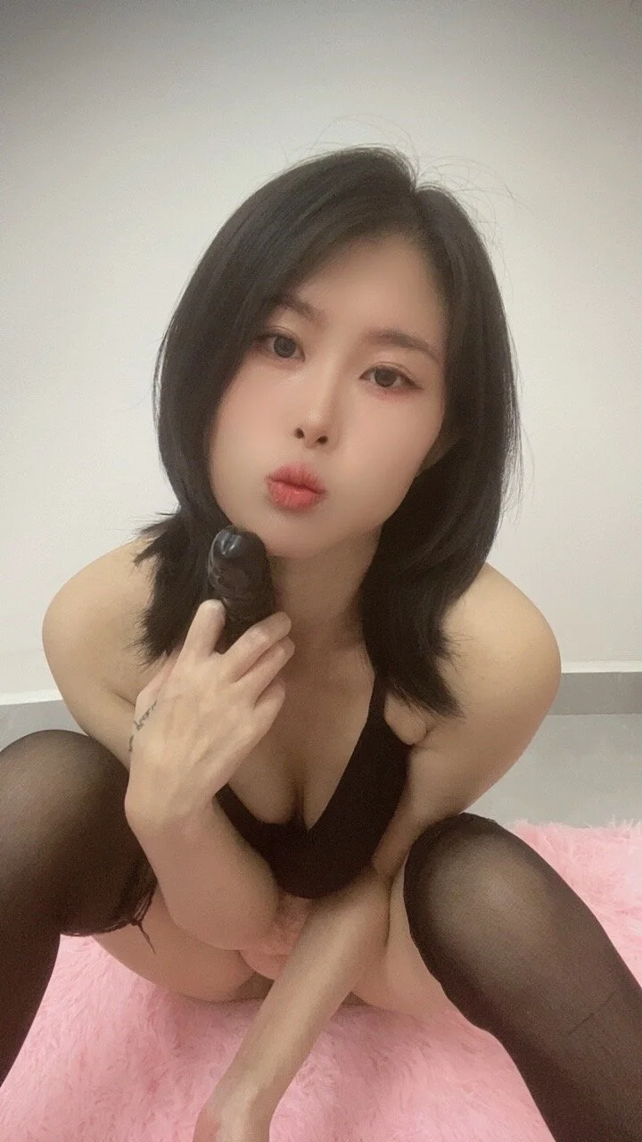 XXX Porn Photo of Nude tiantian103 5