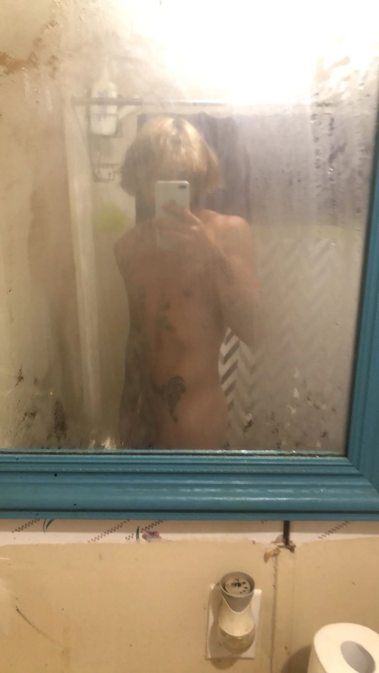 XXX Porn Photo of Nude loganwheaton19 9