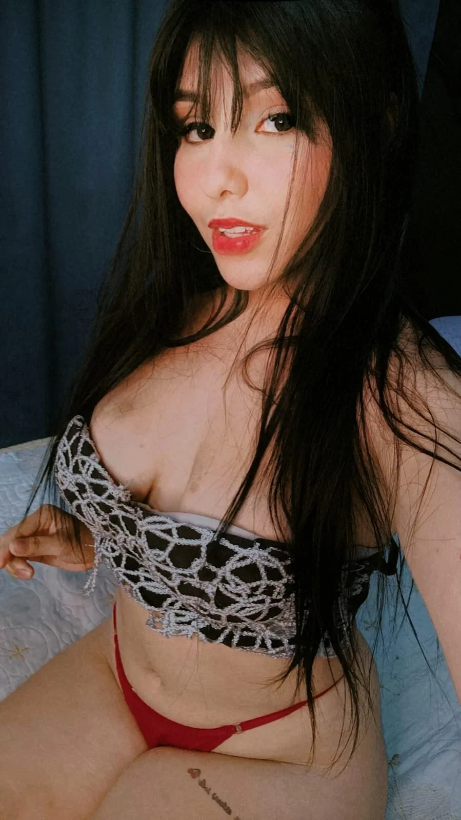 XXX Porn Photo of Nude Nahomi_Wild 33