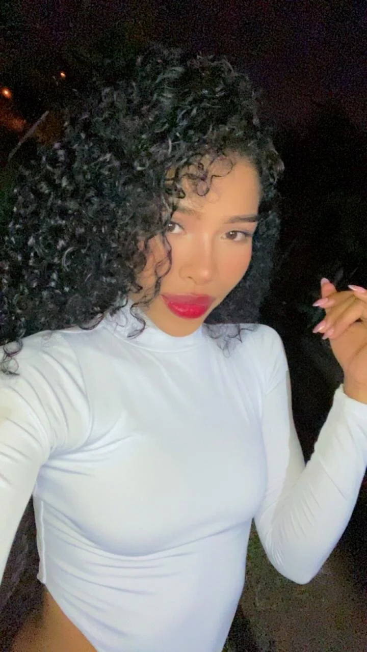 XXX Porn Photo of Nude isabela_gomez_ 5