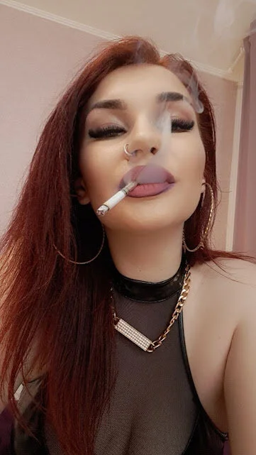 XXX Porn Photo of Nude MistressKasandra 4