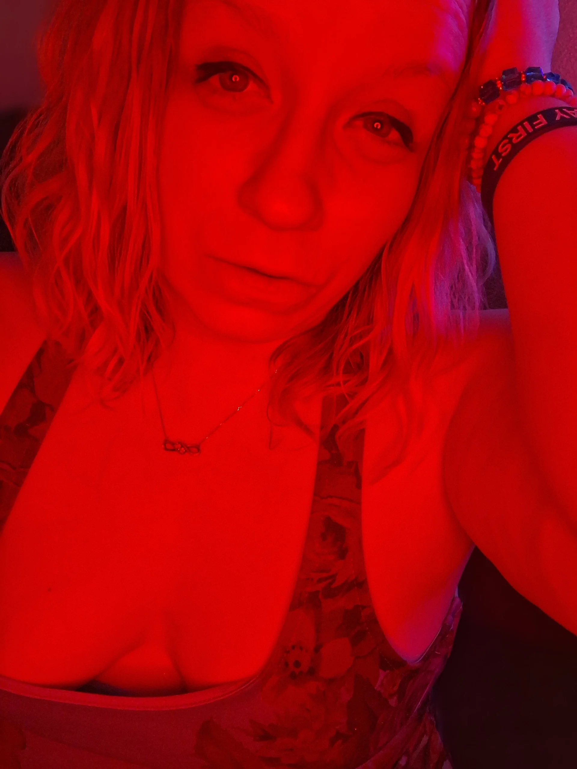 XXX Porn Photo of Nude XxMs_StarzxX 2