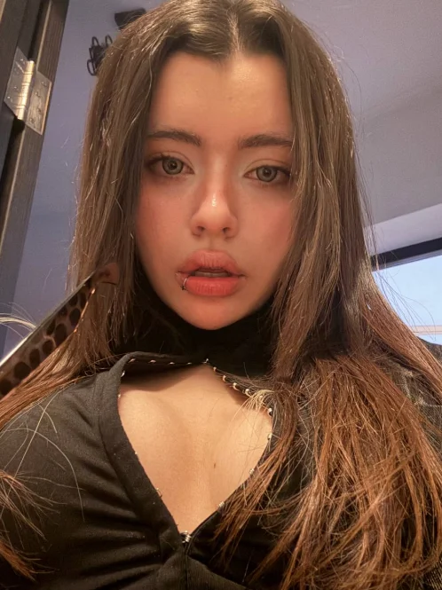 XXX Porn Photo of Nude beatrishaa 3