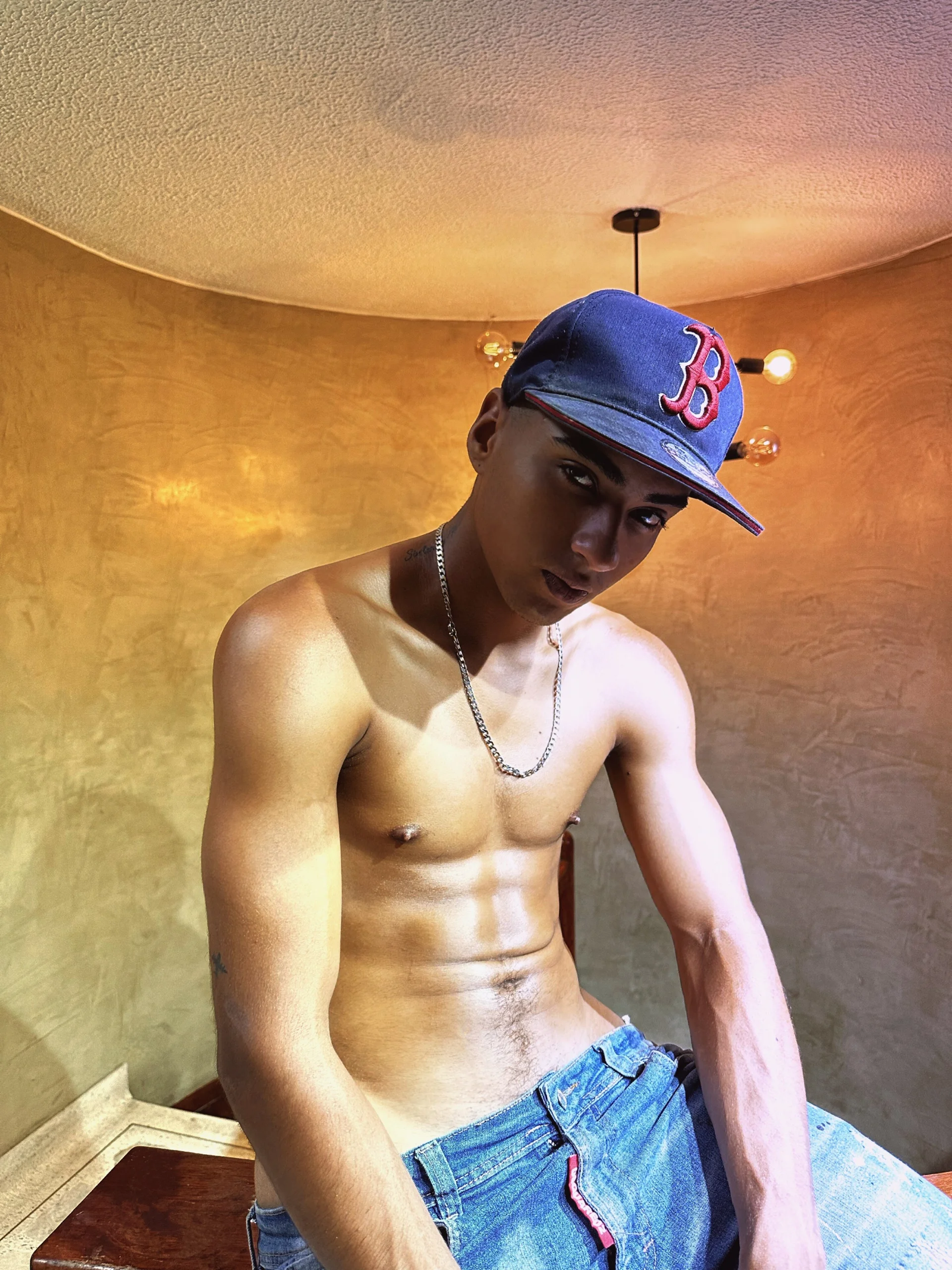 ANGEL_NICOLAS