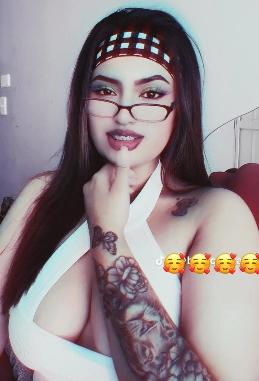 XXX Porn Photo of Nude naomirouse_ 4