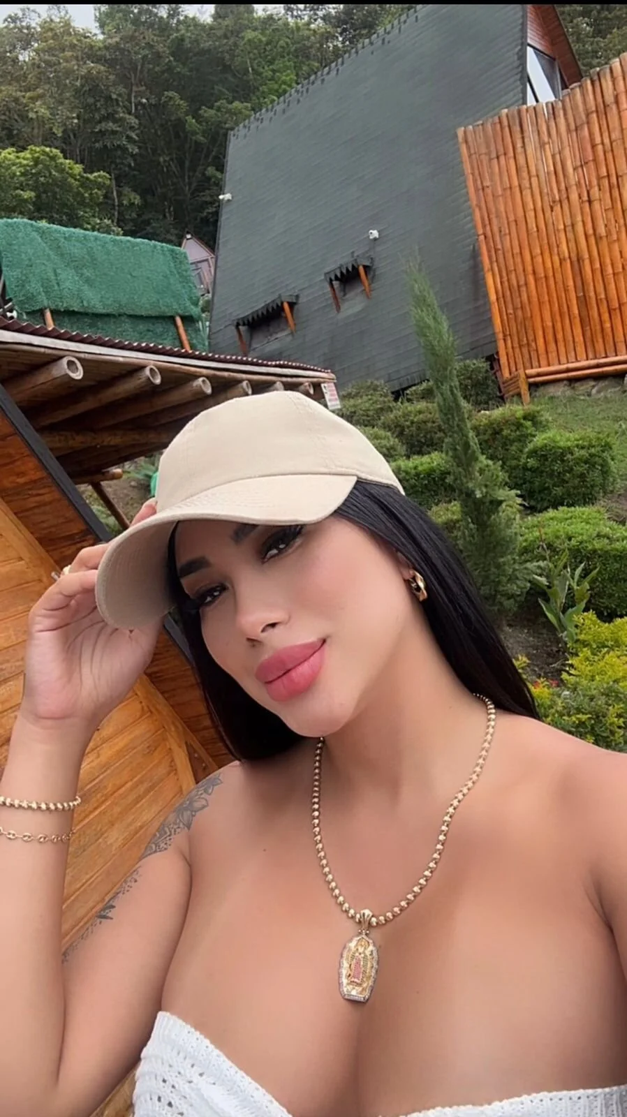 XXX Porn Photo of Nude kiim_taaylor 60