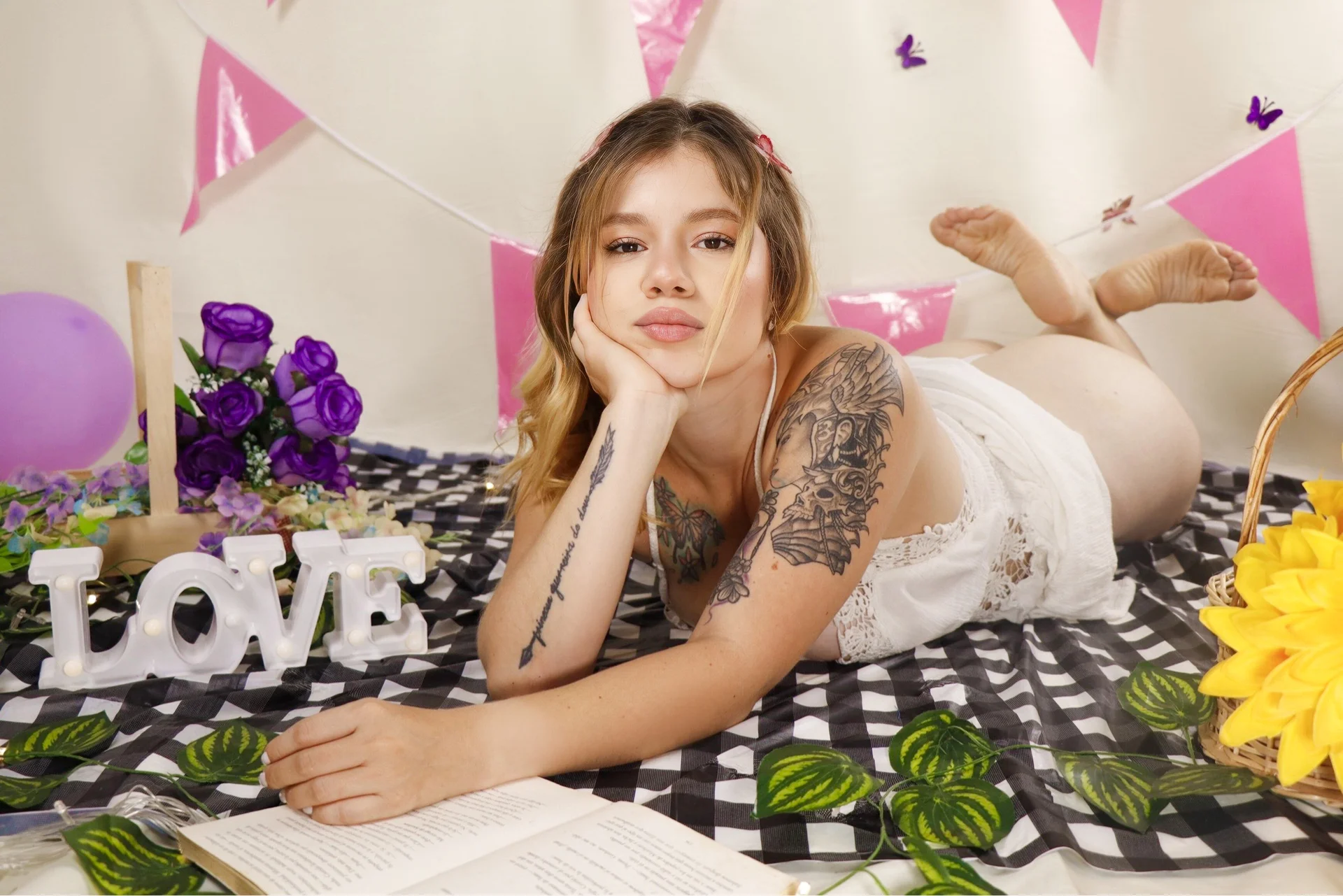 XXX Porn Photo of Nude SweetMichel_ 18