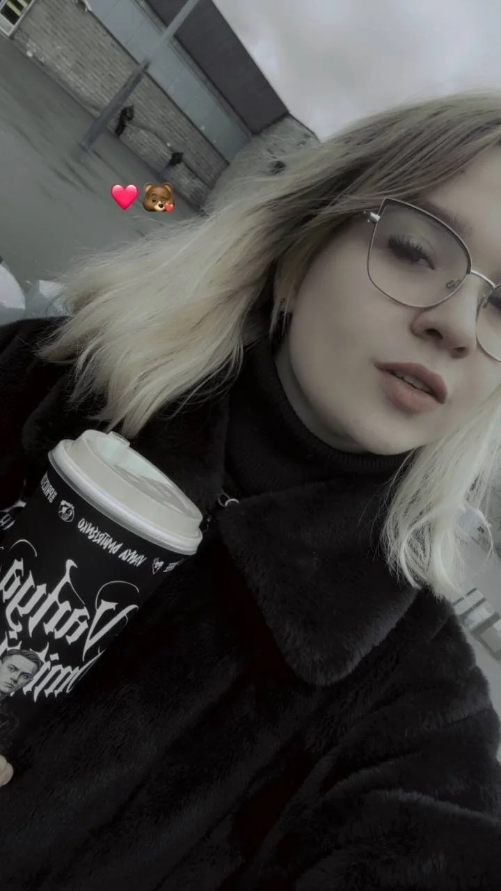 XXX Porn Photo of Nude LesleyMil 10