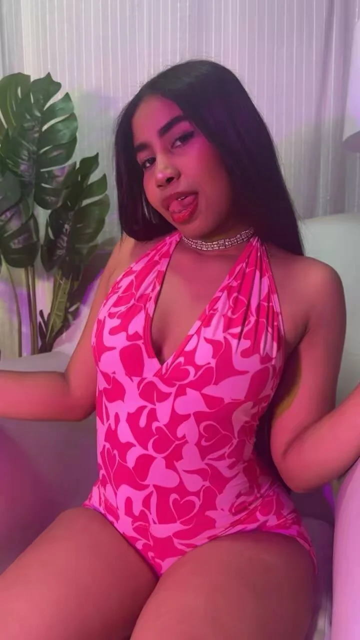 XXX Porn Photo of Nude Nahomycarterr 1