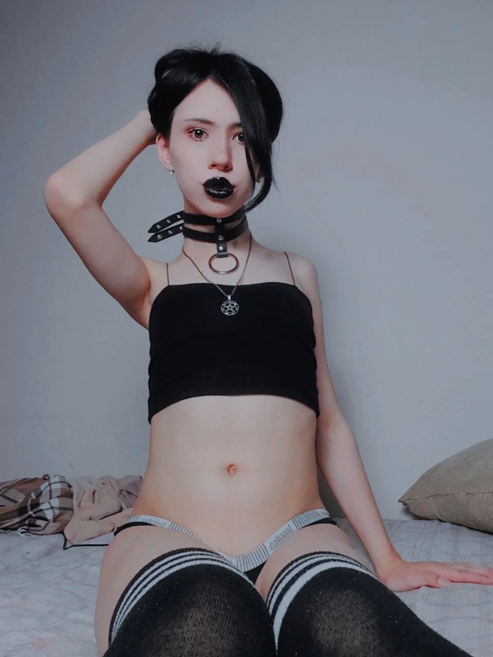 XXX Porn Photo of Nude baby_lunatique 4