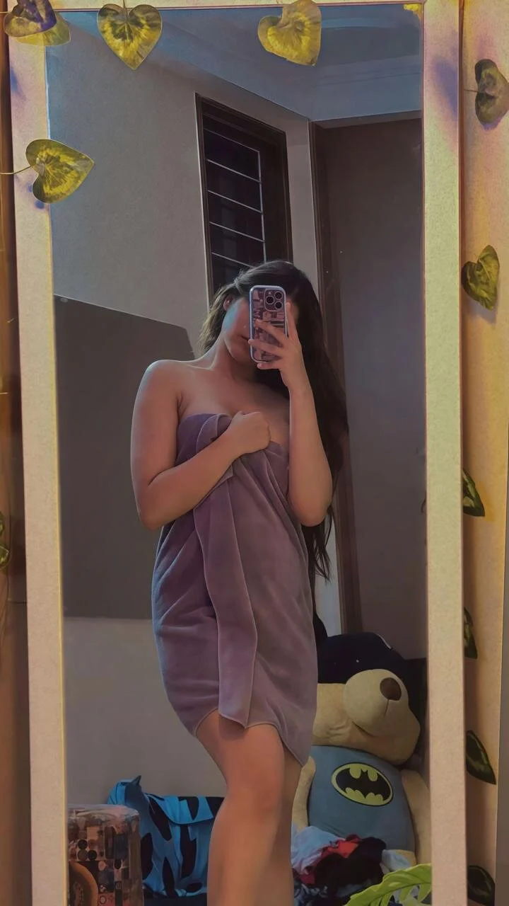 XXX Porn Photo of Nude Mistress-obedient-cuckold 1