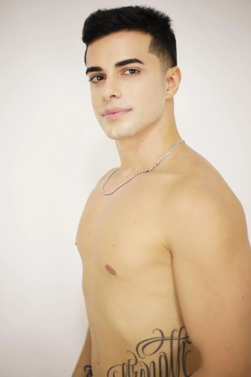 XXX Porn Photo of Nude mr_hunterx 23