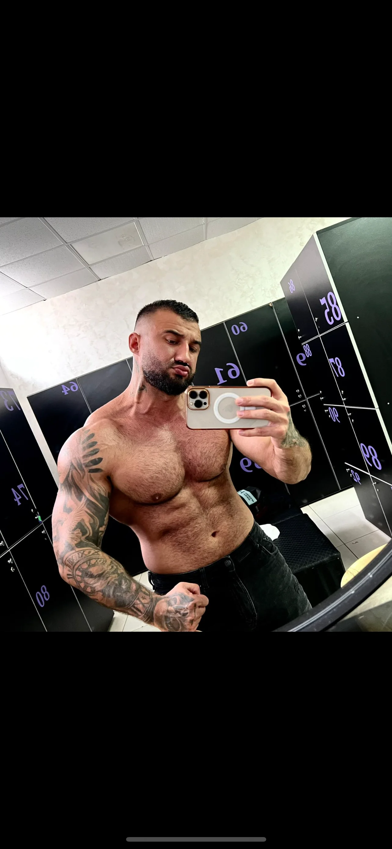 XXX Porn Photo of Nude MuscleJohn 23