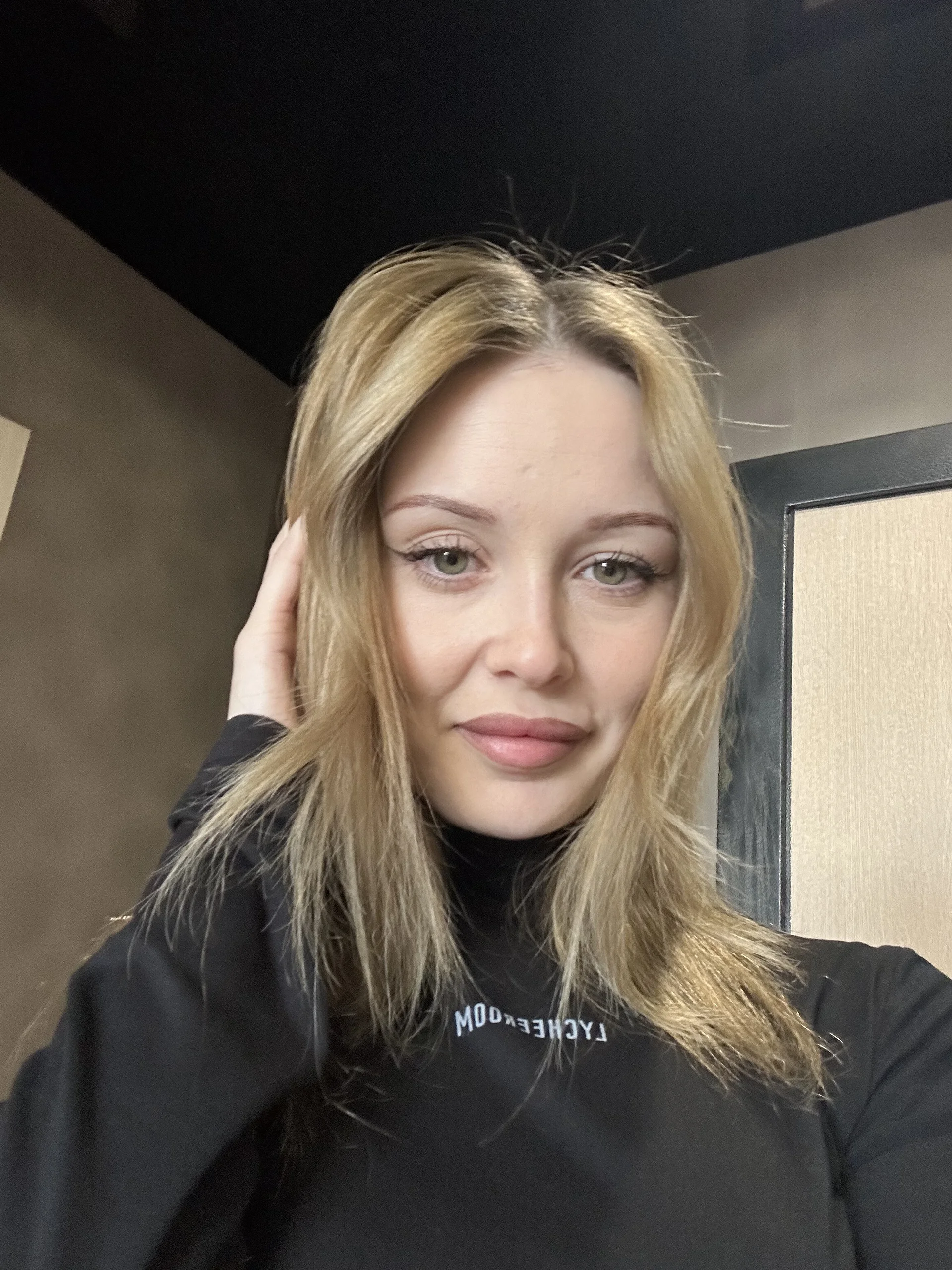 XXX Porn Photo of Nude MaryManchitto 3