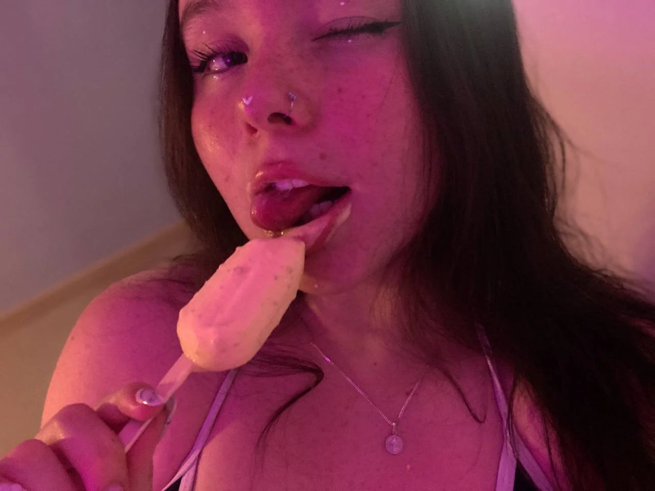 XXX Porn Photo of Nude Raven_sweeteyes 18