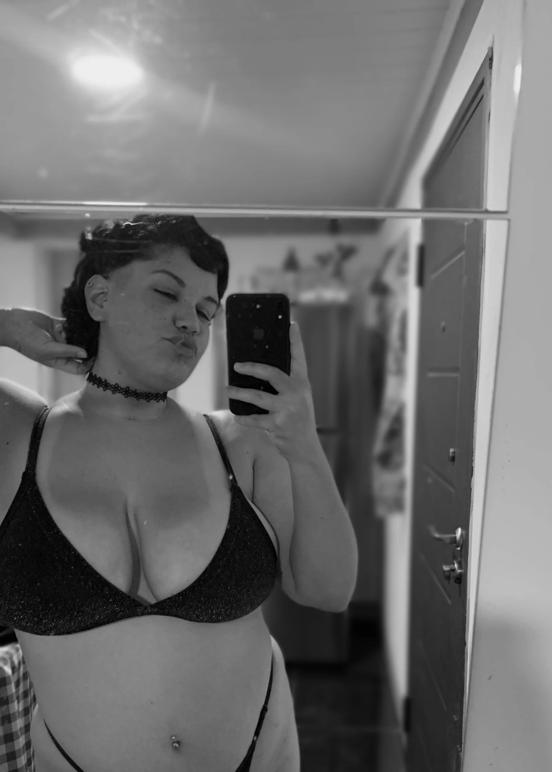 XXX Porn Photo of Nude iamvaneg 11