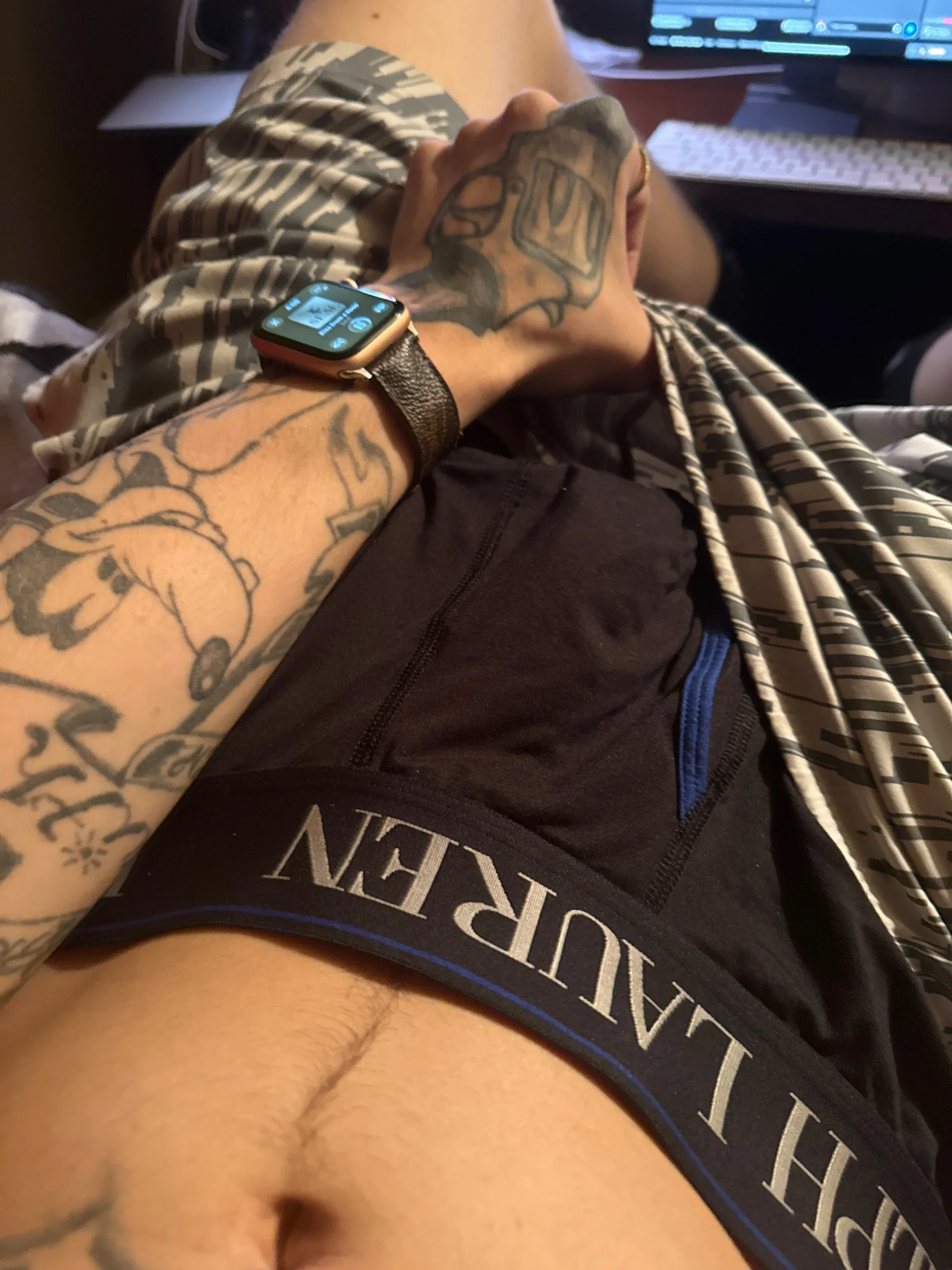 XXX Porn Photo of Nude JuicyJoshy 169