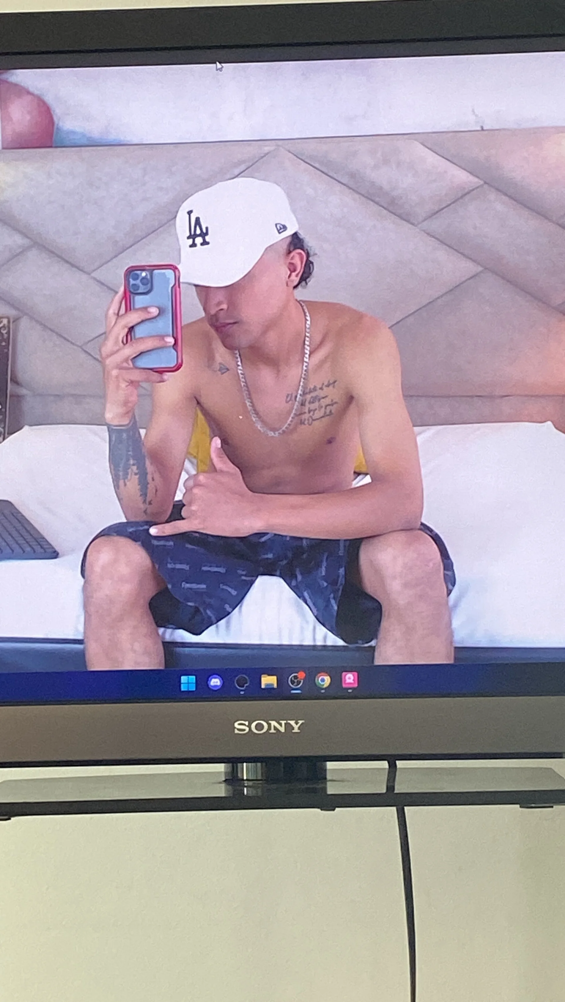 XXX Porn Photo of Nude Edward_Milleer 3