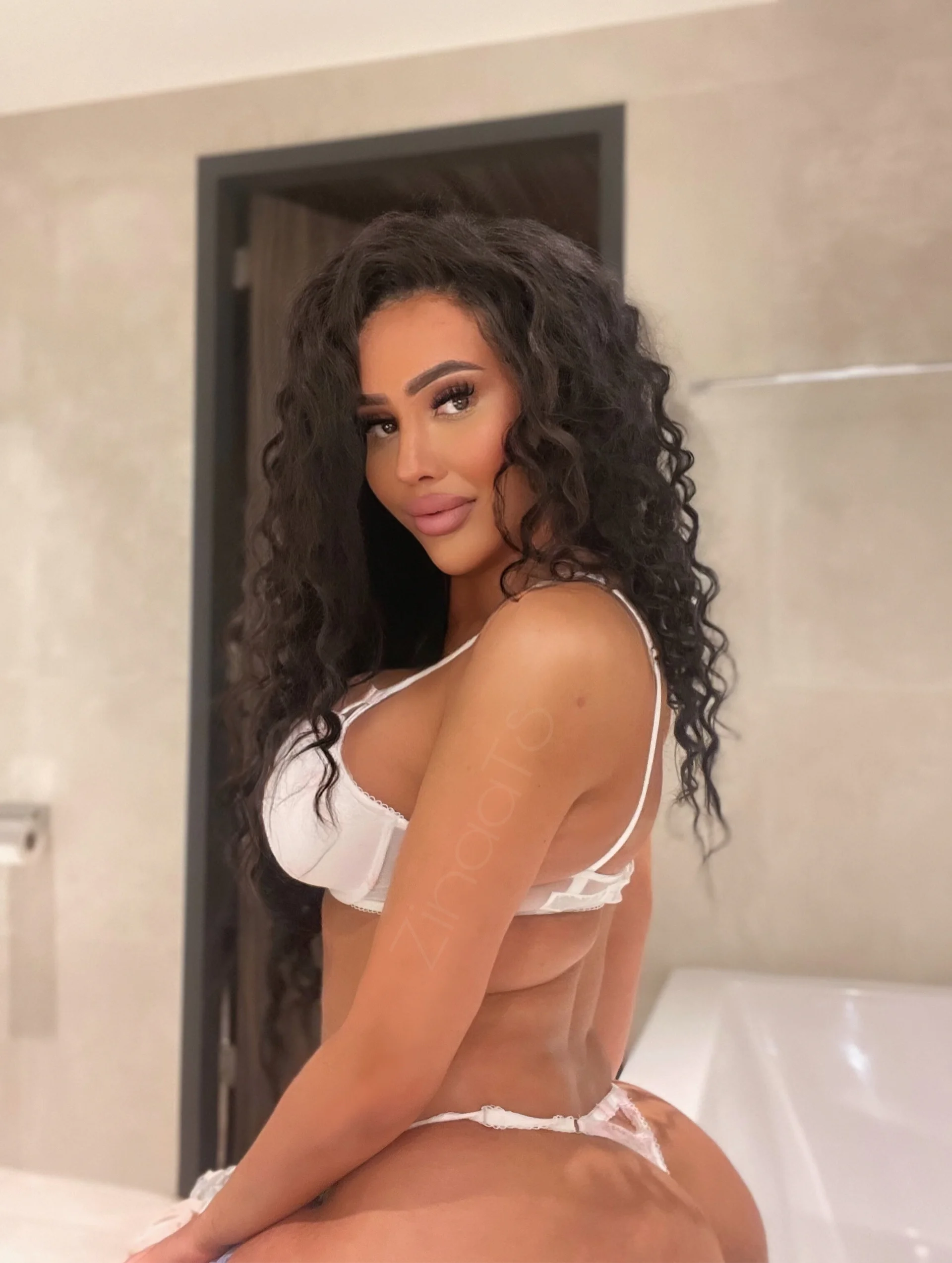 XXX Porn Photo of Nude zinaaTs 3