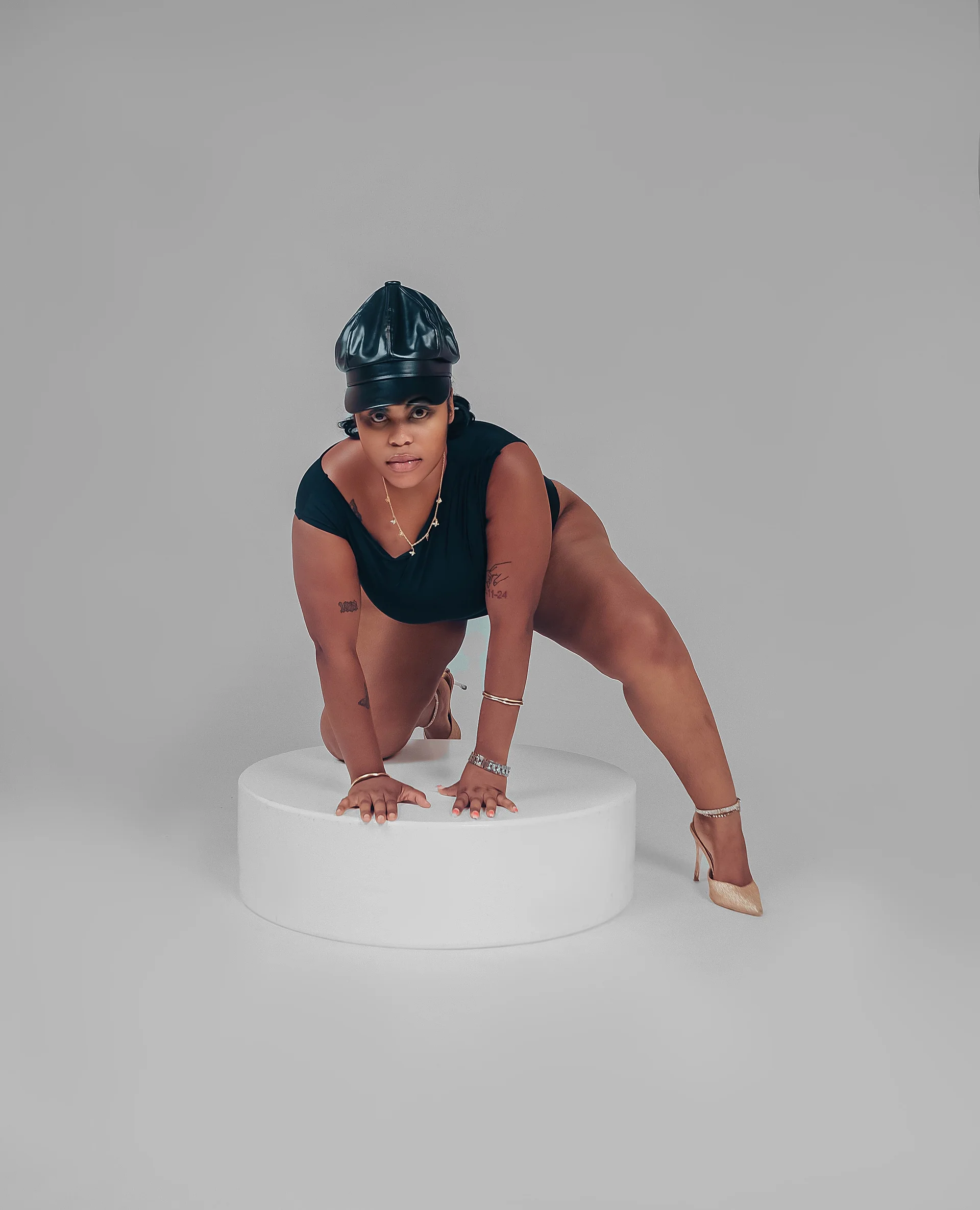 XXX Porn Photo of Nude ThickPalesa 3