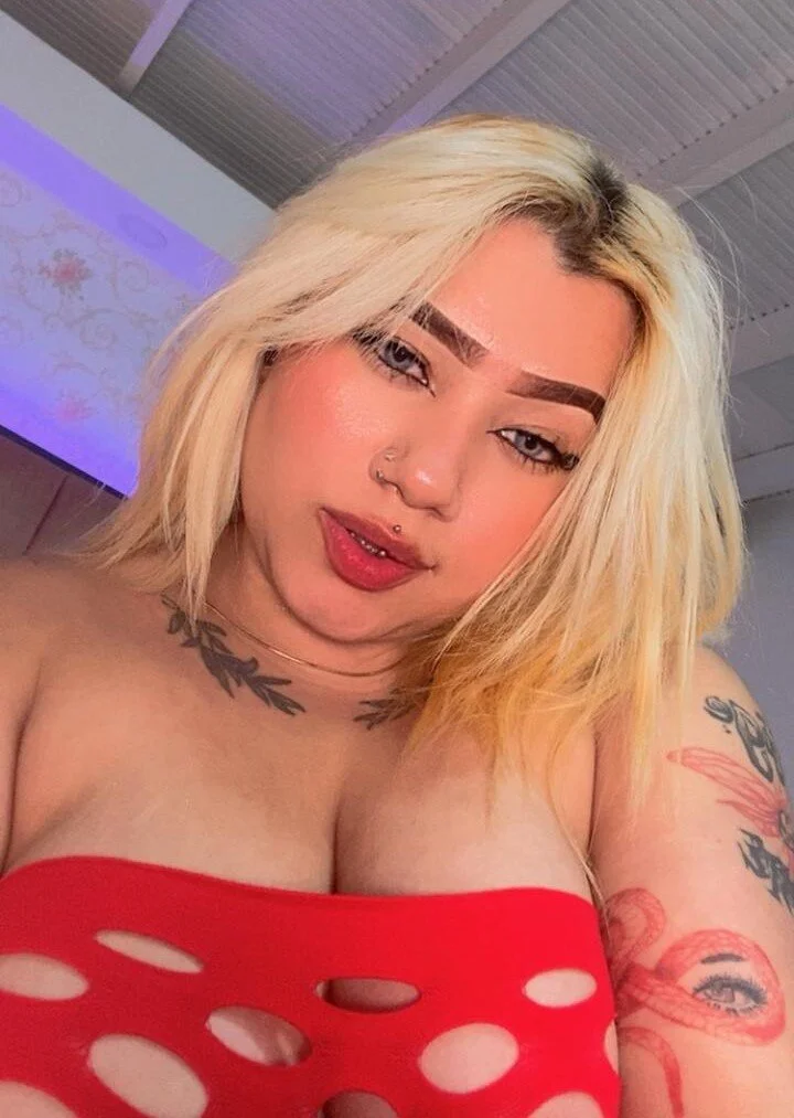 XXX Porn Photo of Nude milamonroyy 19