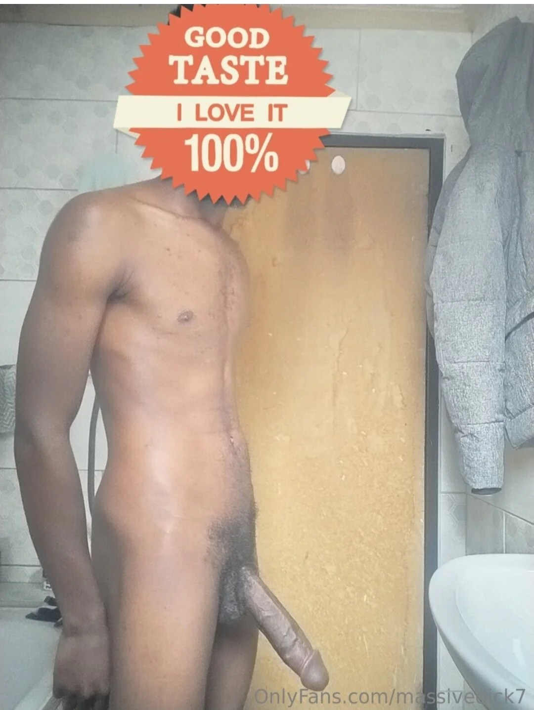 XXX Porn Photo of Nude HungGiant 3