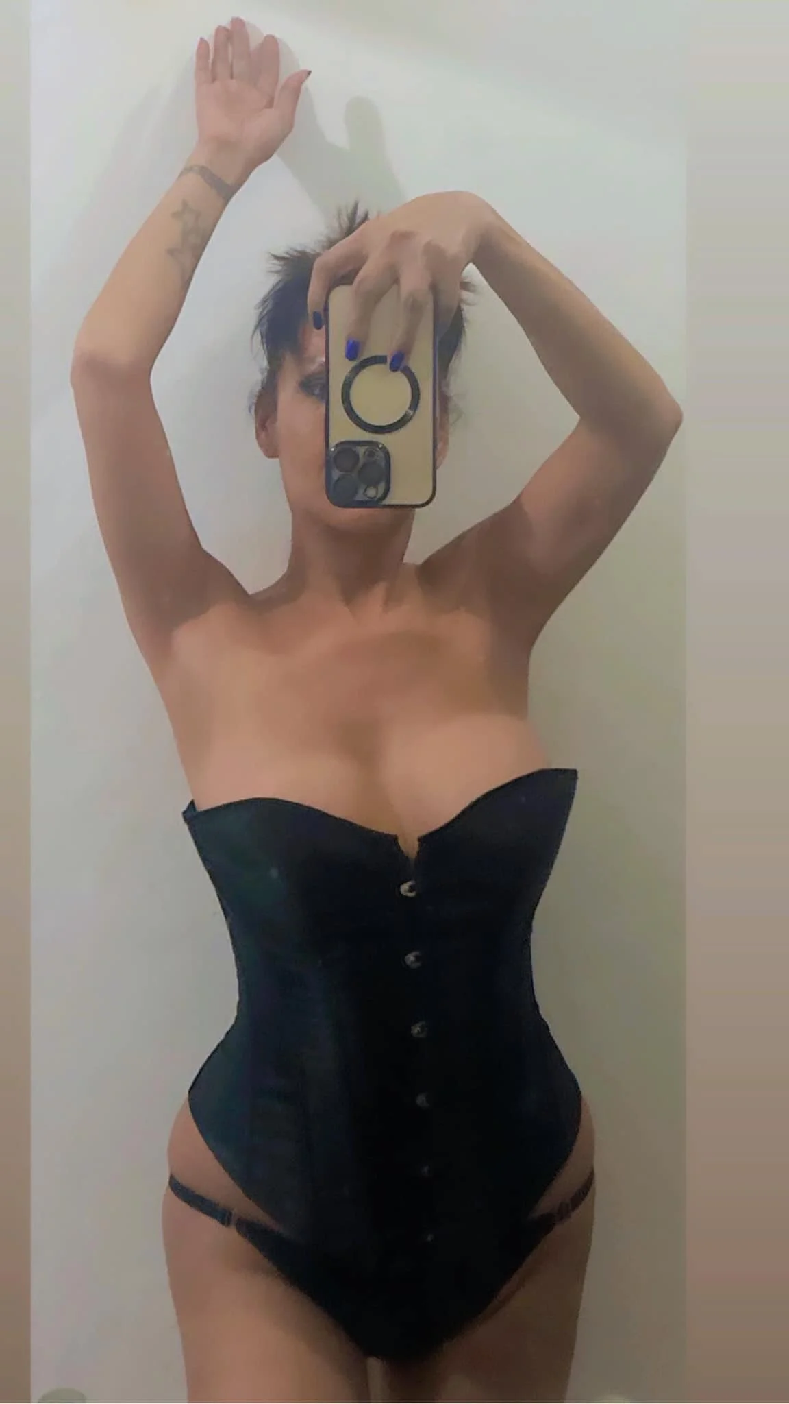 XXX Porn Photo of Nude JAjhaCOOL_TS4u 1