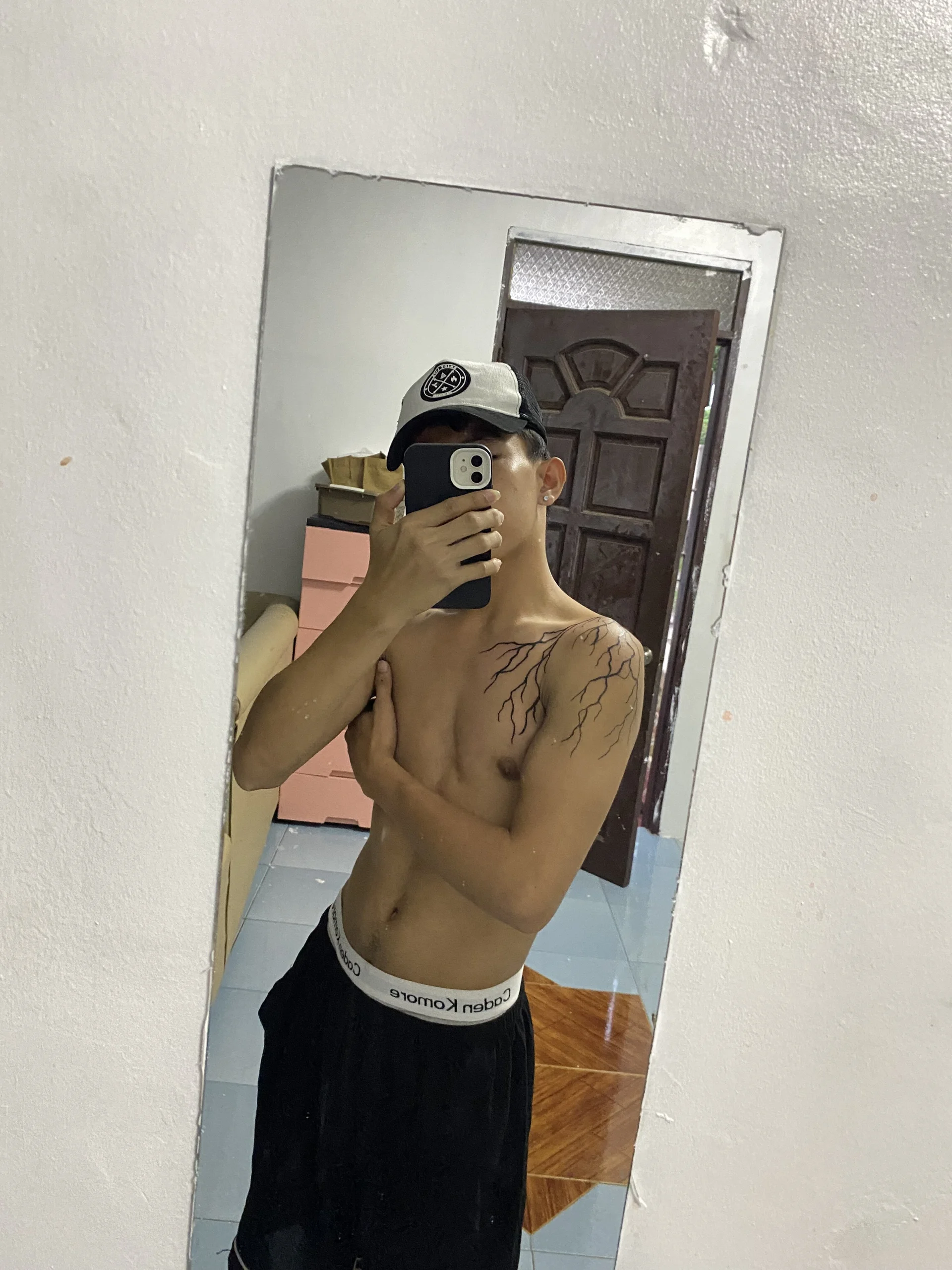 XXX Porn Photo of Nude hottasianboy 15