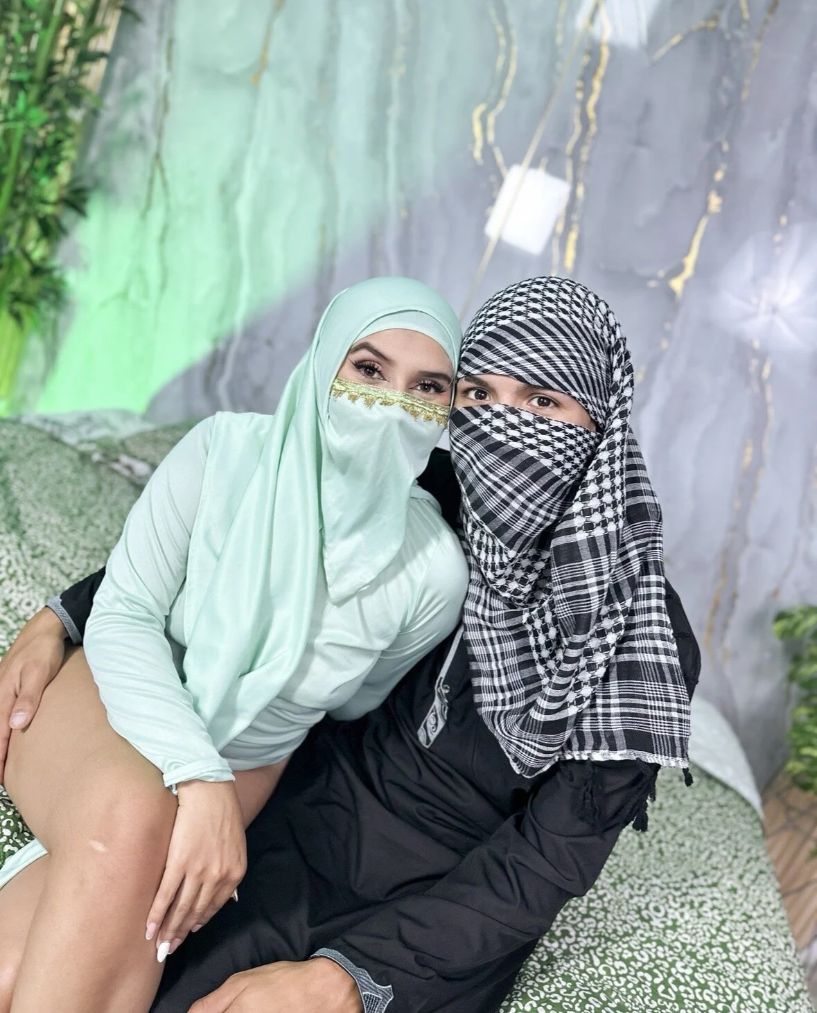 XXX Porn Photo of Nude Shaina_and_Abdel 10