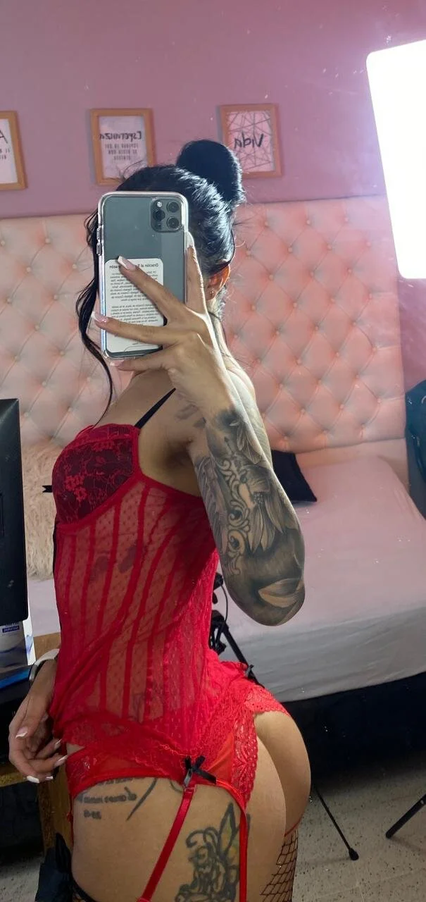 XXX Porn Photo of Nude darkkjulietha 39