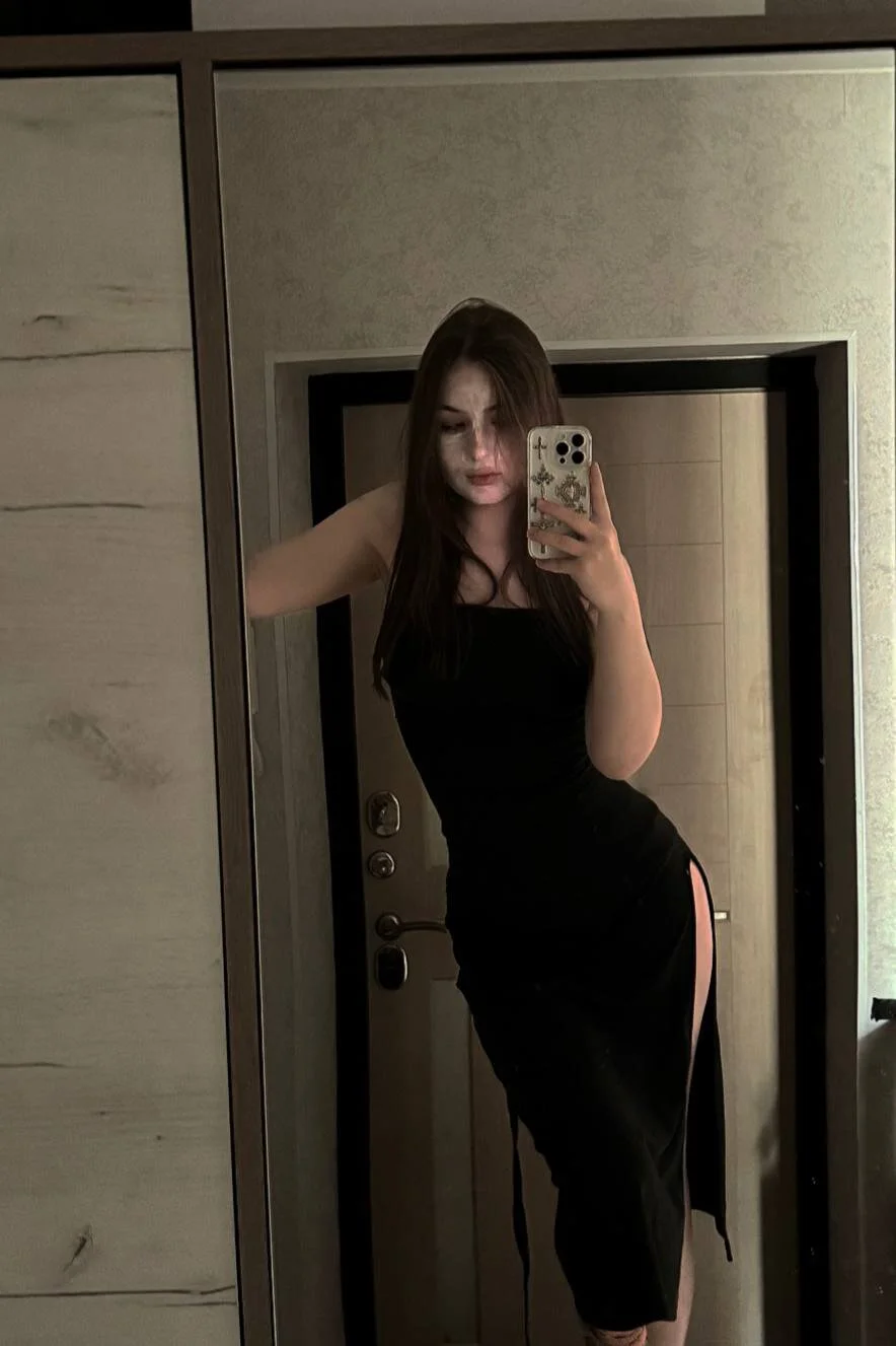 XXX Porn Photo of Nude RinaModel 1