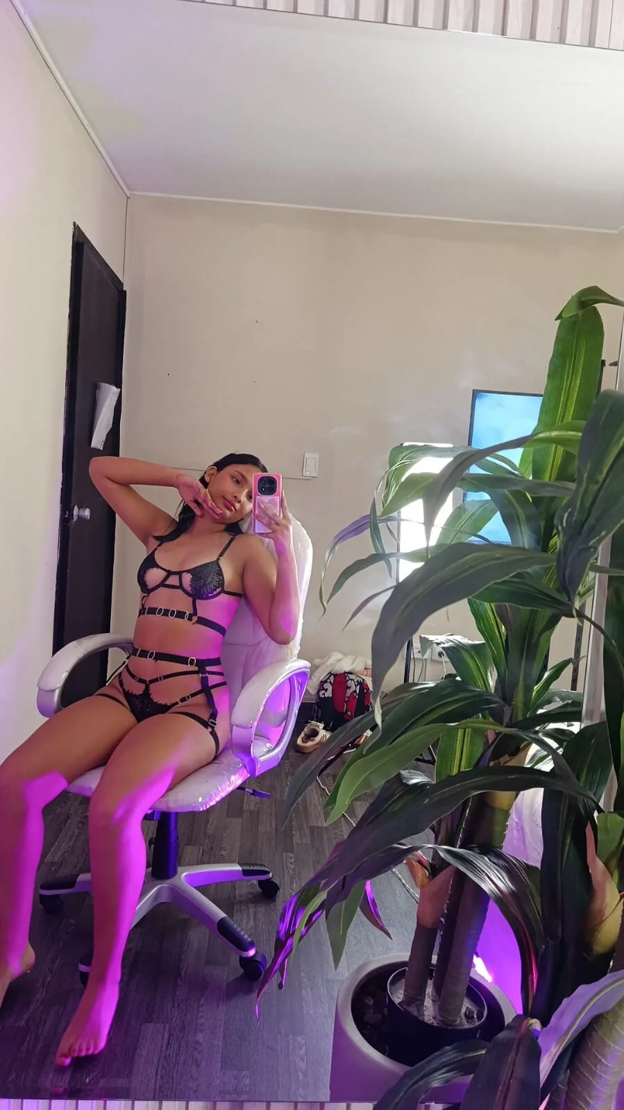 XXX Porn Photo of Nude CandyShiw 5
