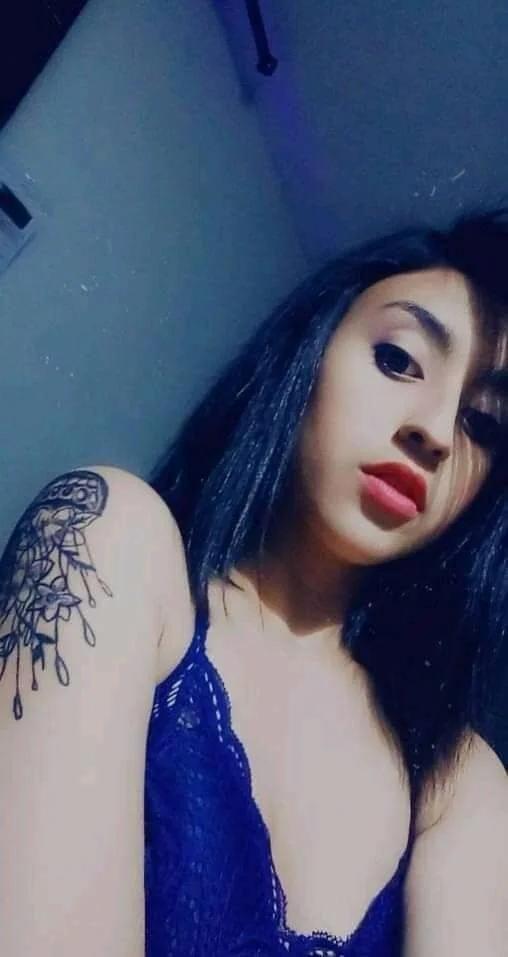 XXX Porn Photo of Nude AngelaLinaresx69 6