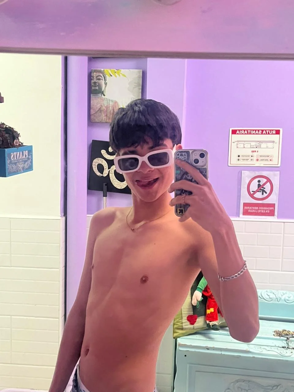 XXX Porn Photo of Nude alex_russo__ 6