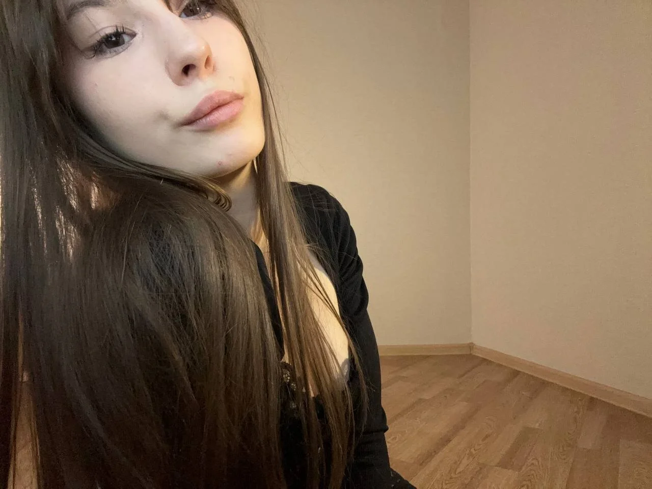 XXX Porn Photo of Nude emmelieflorence 66