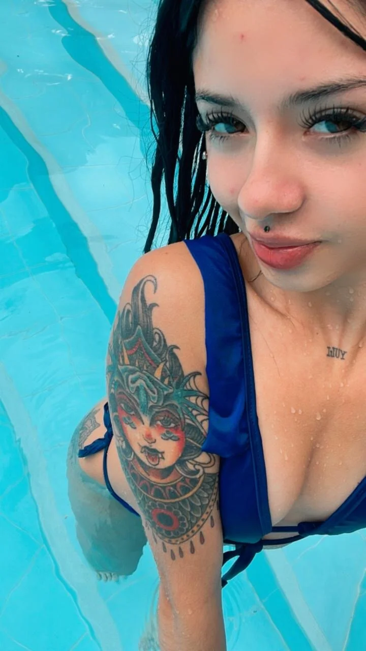 XXX Porn Photo of Nude afrodita_pinkk 4