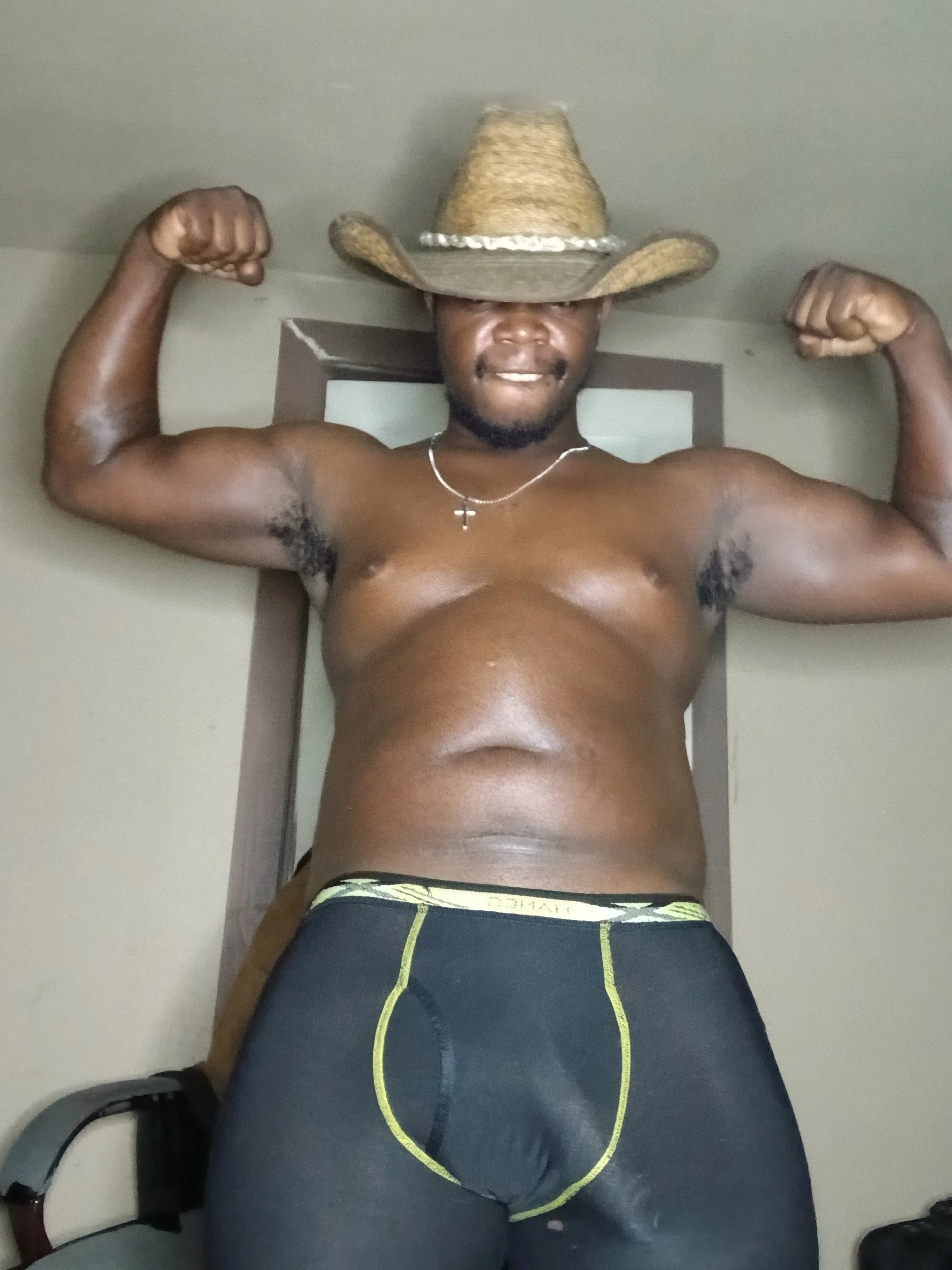 XXX Porn Photo of Nude BBCountry1 4