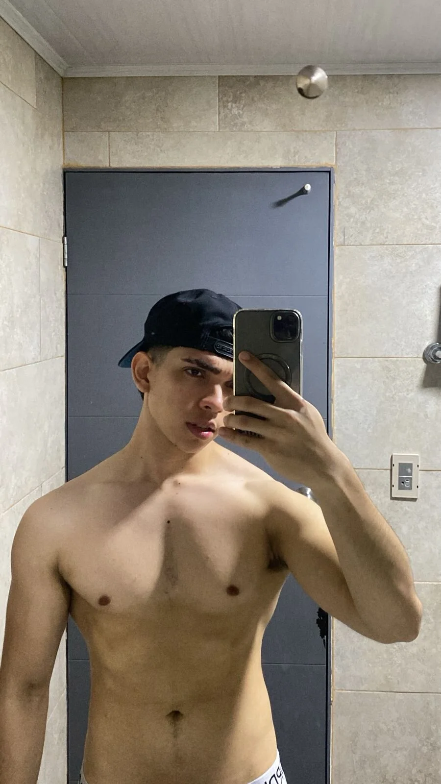XXX Porn Photo of Nude Julian_Mercier 62