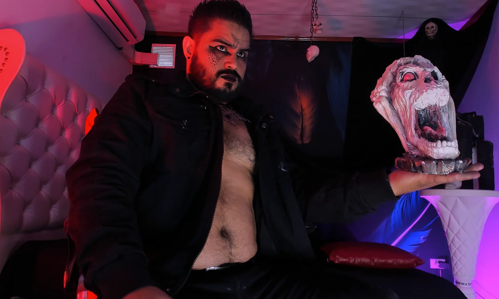 XXX Porn Photo of Nude MichaelBear_ 187