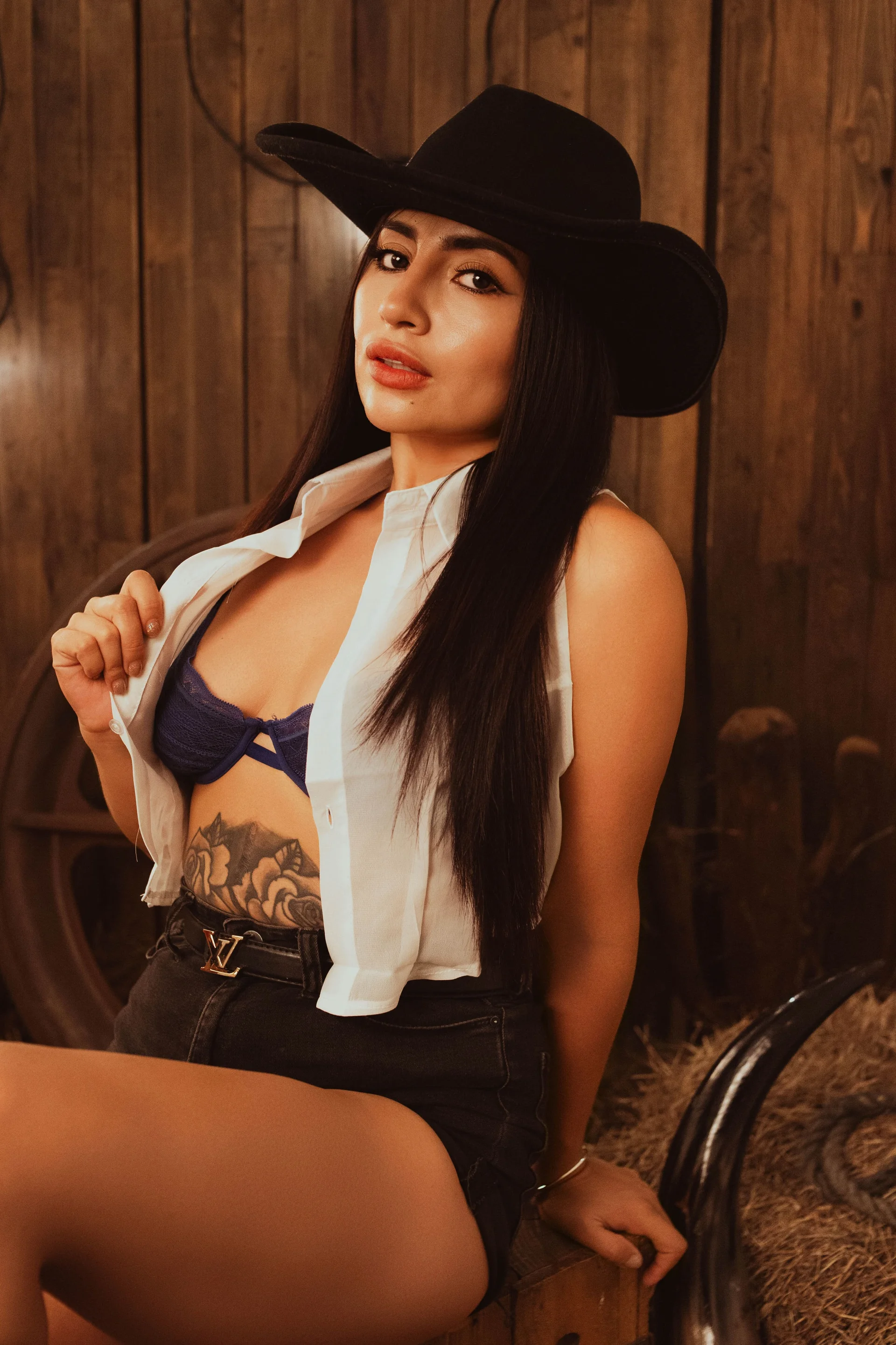 XXX Porn Photo of Nude ZaraVesari 49