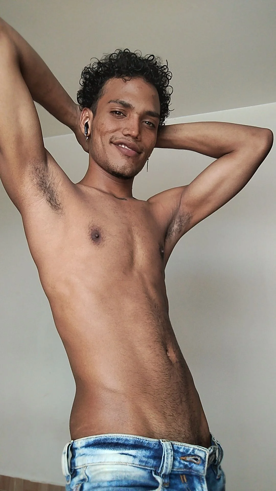 XXX Porn Photo of Nude mateonick40 2