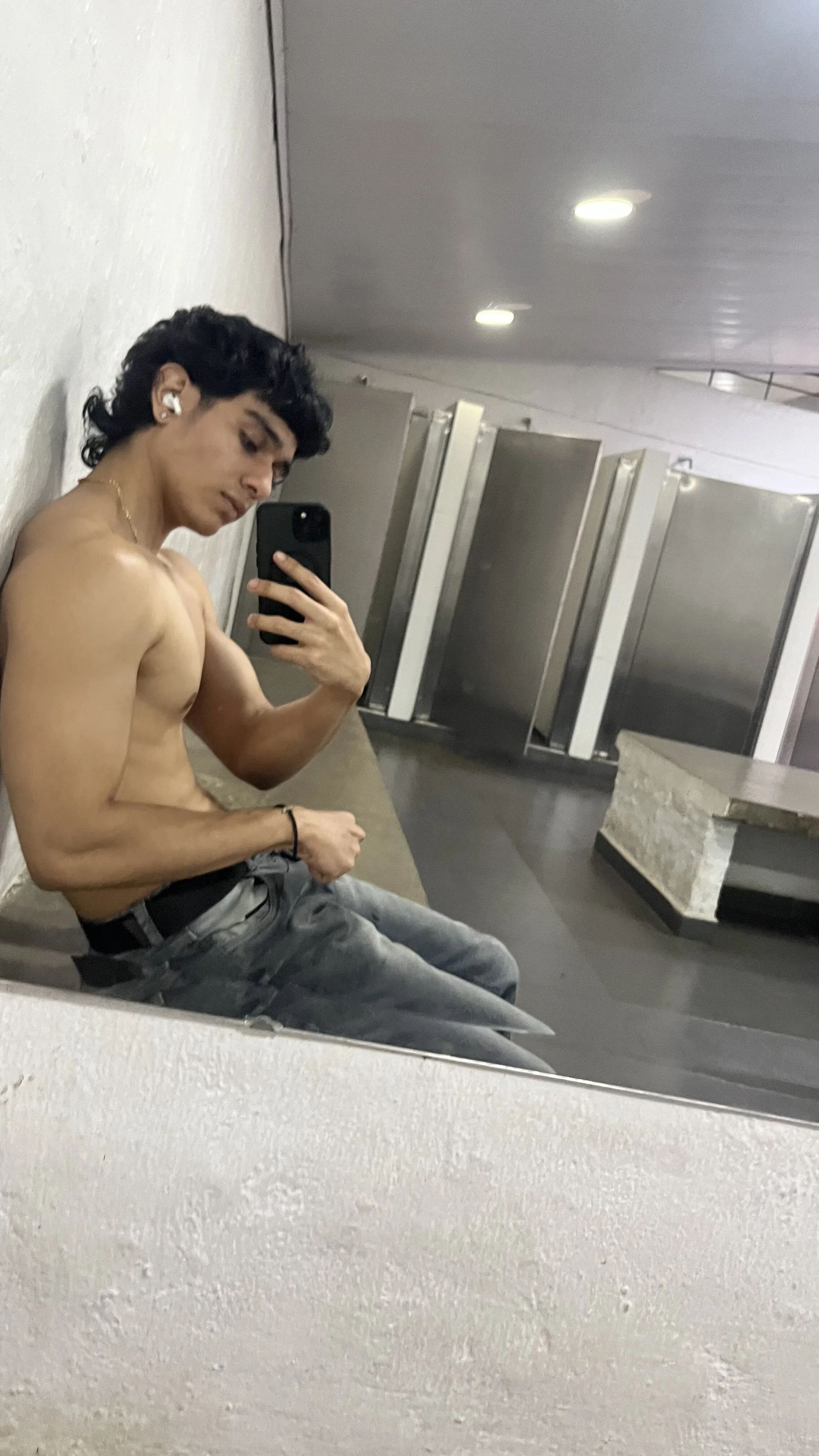 XXX Porn Photo of Nude IronLatino 6