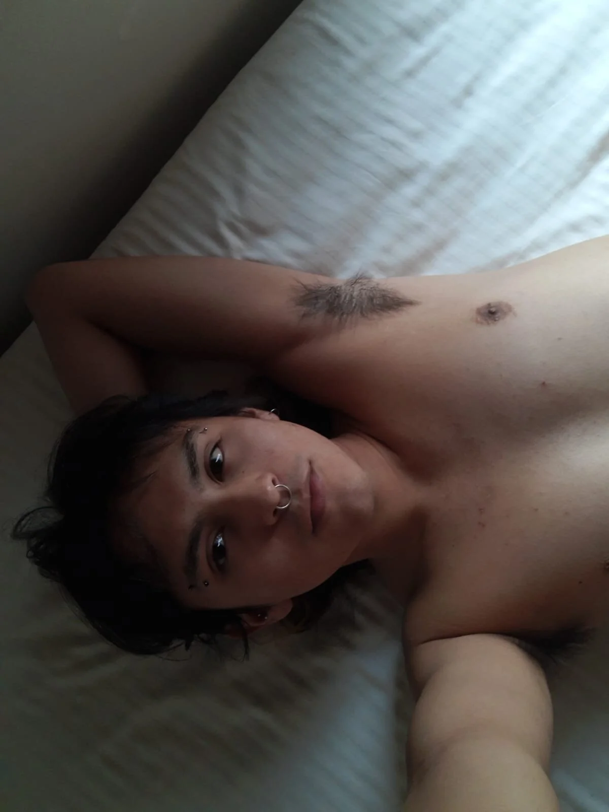 XXX Porn Photo of Nude SweetObsidian_boy 2