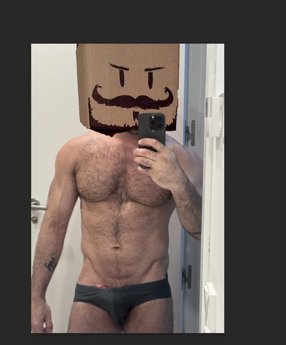 XXX Porn Photo of Nude Sir_box 2