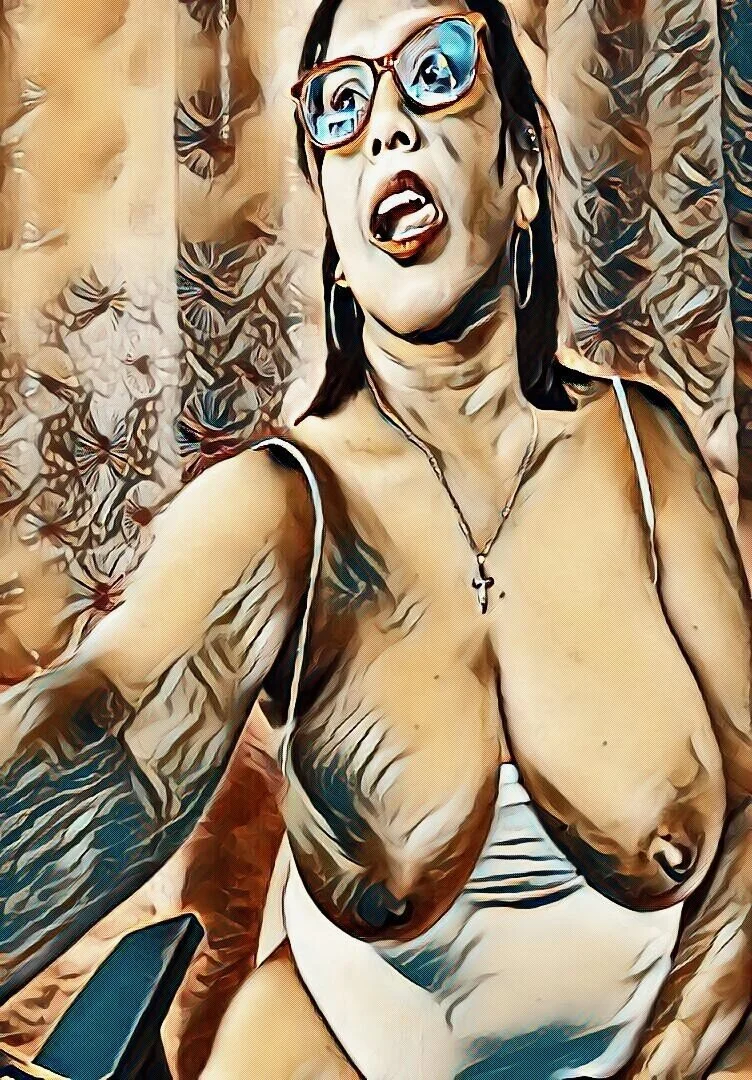 XXX Porn Photo of Nude elizabeth_mature23 5