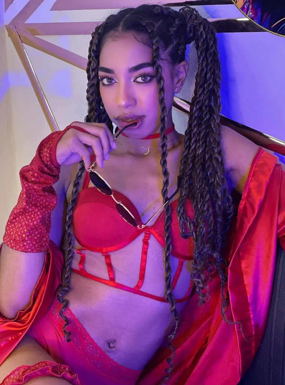 XXX Porn Photo of Nude dulce_brown01 4