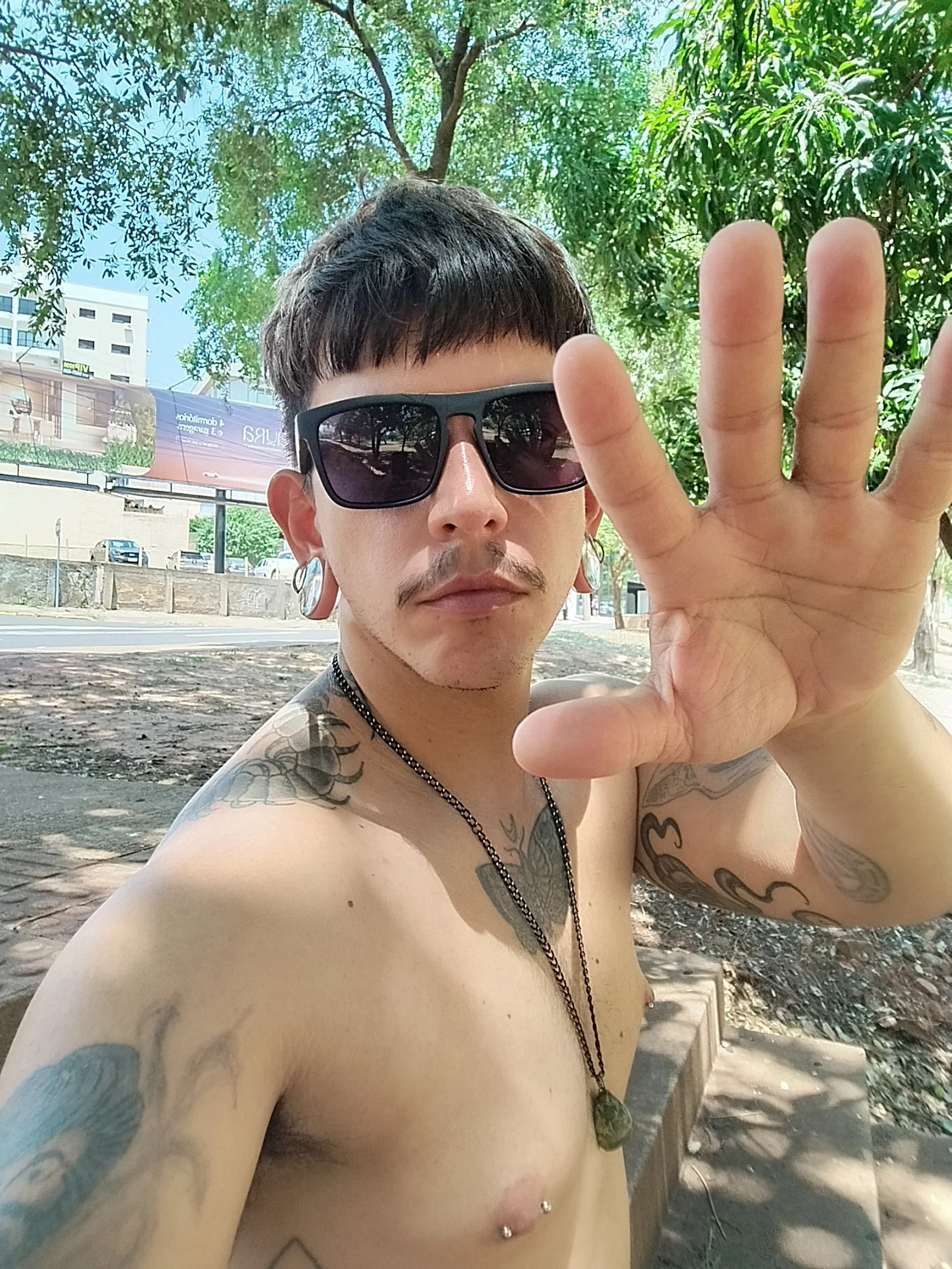 XXX Porn Photo of Nude goonerboy20cm 1